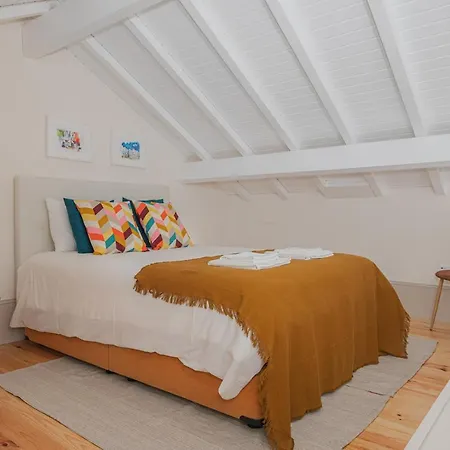 Artist's Loft *
