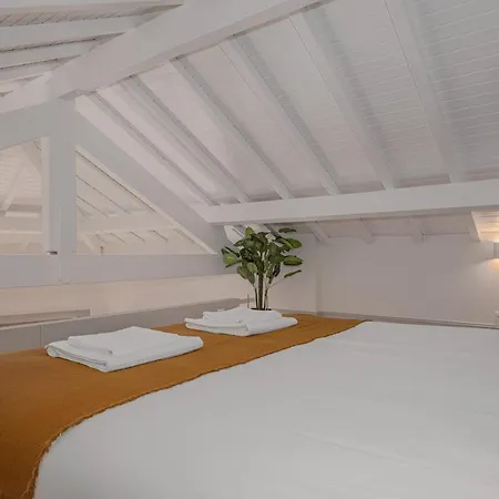 Artist's Loft Apartament